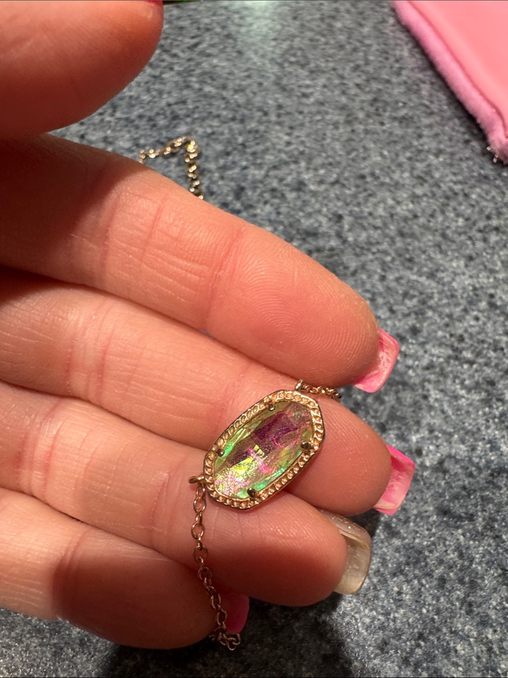 Kendra Scott Necklace - Picture 4 of 4